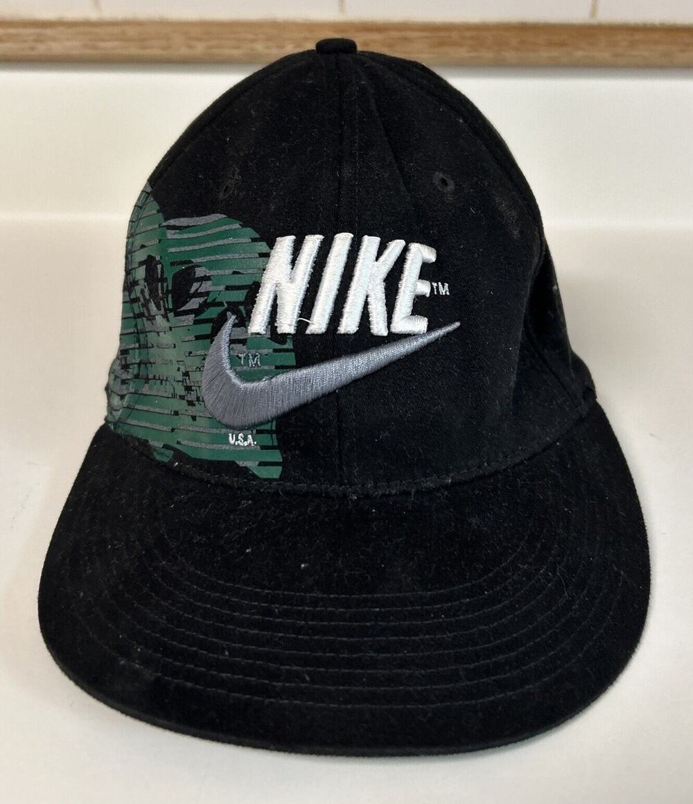 Nike Futura Logo w/Skulls Black Hat Stretch Fit One Size Adult 334778-010